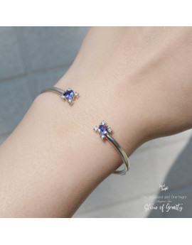 Chapter Ten-Stone of Gravity Simple Love Bangle