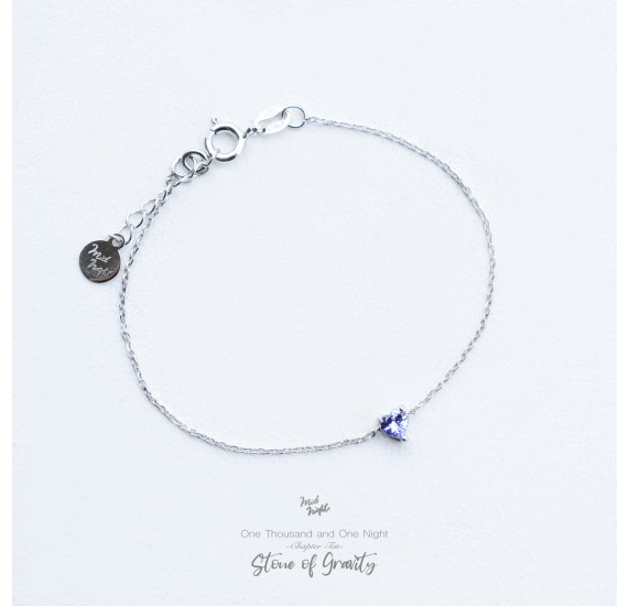 Chapter Ten-Stone of Gravity Mini Heart Bracelet