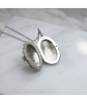 Chapter ∞-∞ Locket Necklace