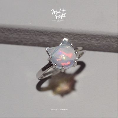 Limited Collection-The Cat Opal Ring