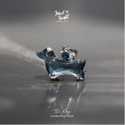 The Dog-Dachshund Topaz Necklace
