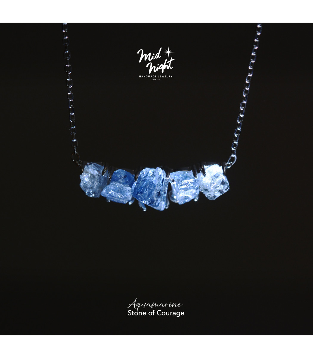 March Birthstone-Aquamarine Brave Shard Necklace